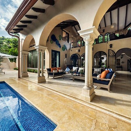 Villa Firenze, Costa Rica. All Inclusive, Luxury Villa Playa Herradura (Puntarenas) Екстериор снимка